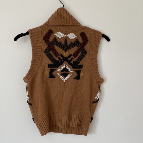 LAMB Sleeveless Sweater - Picture 10 of 11